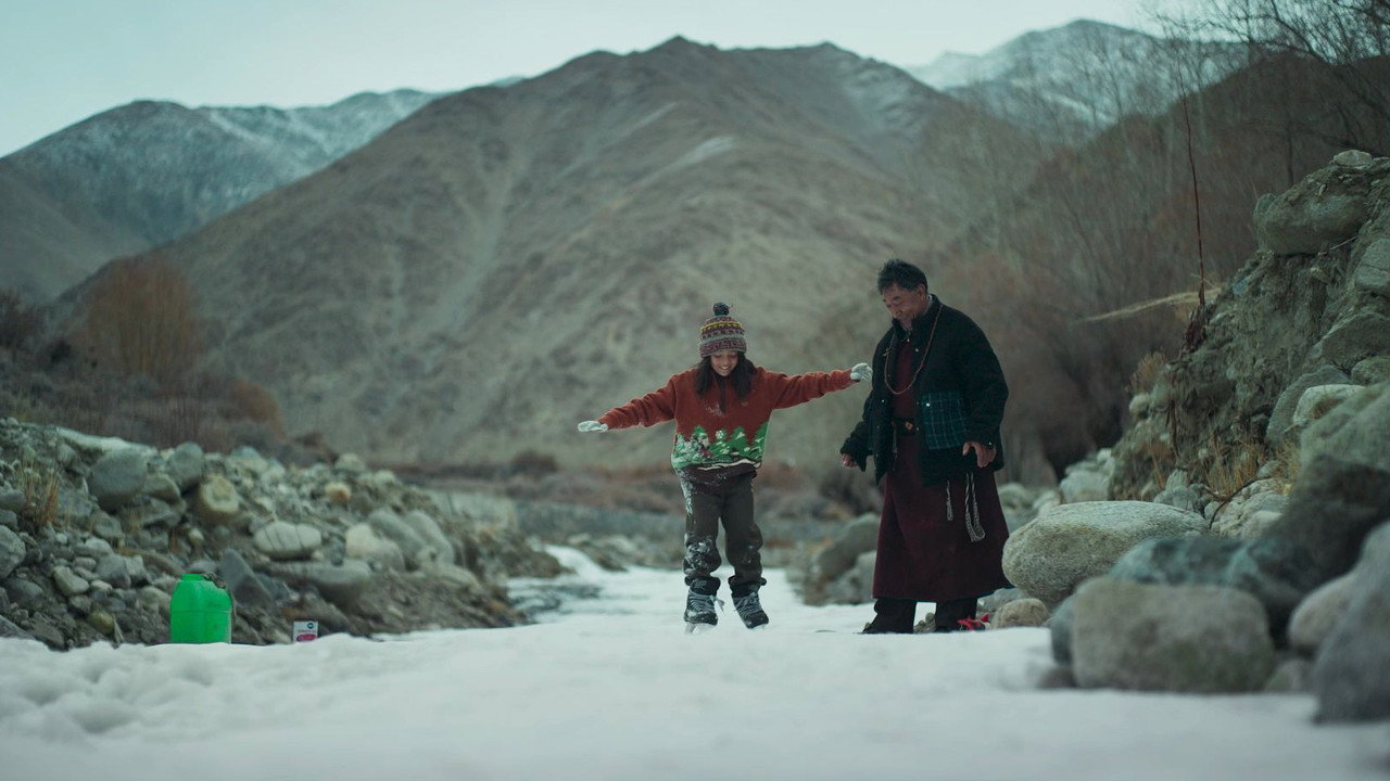 Birds on Ice upcoming movie still 2