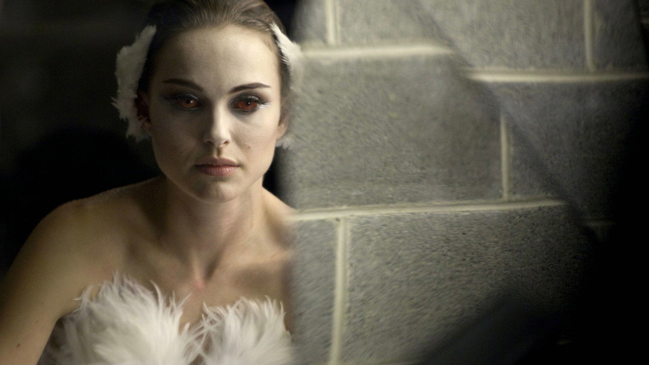 Black Swan still 3