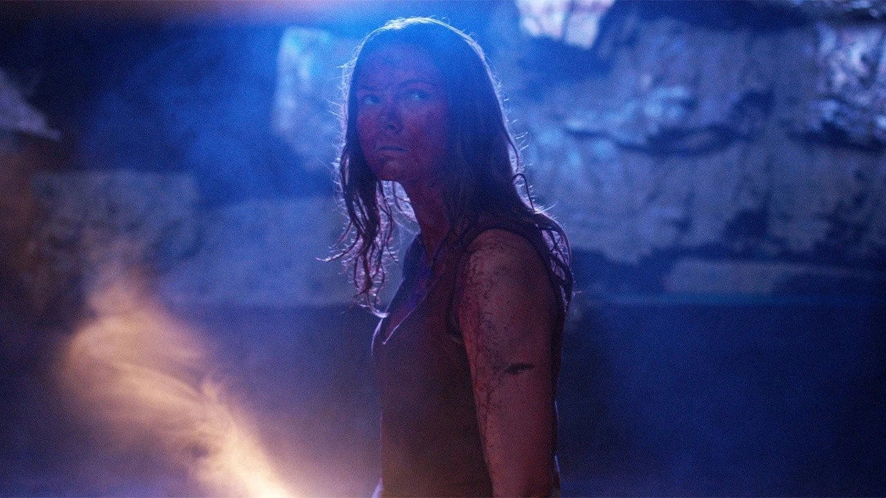Dark Hollow still