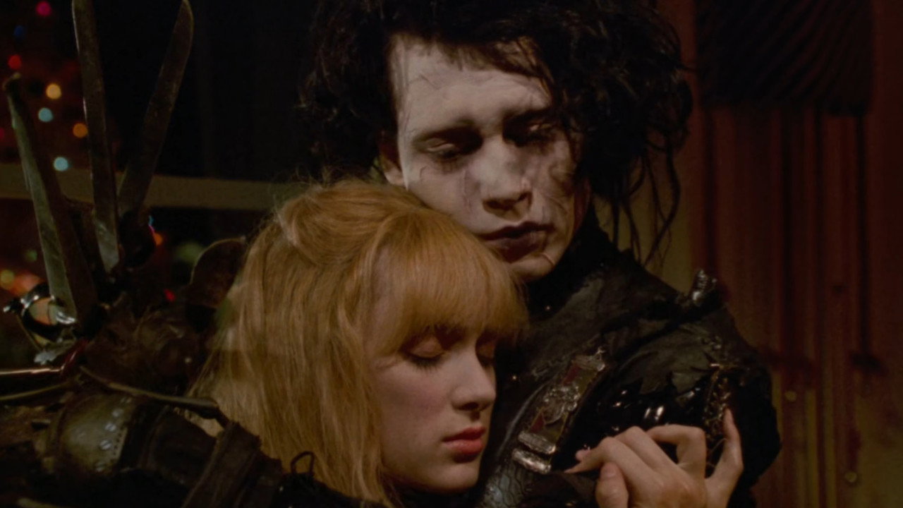Edward Scissorhands still 5