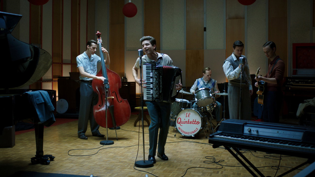 Marina still 1