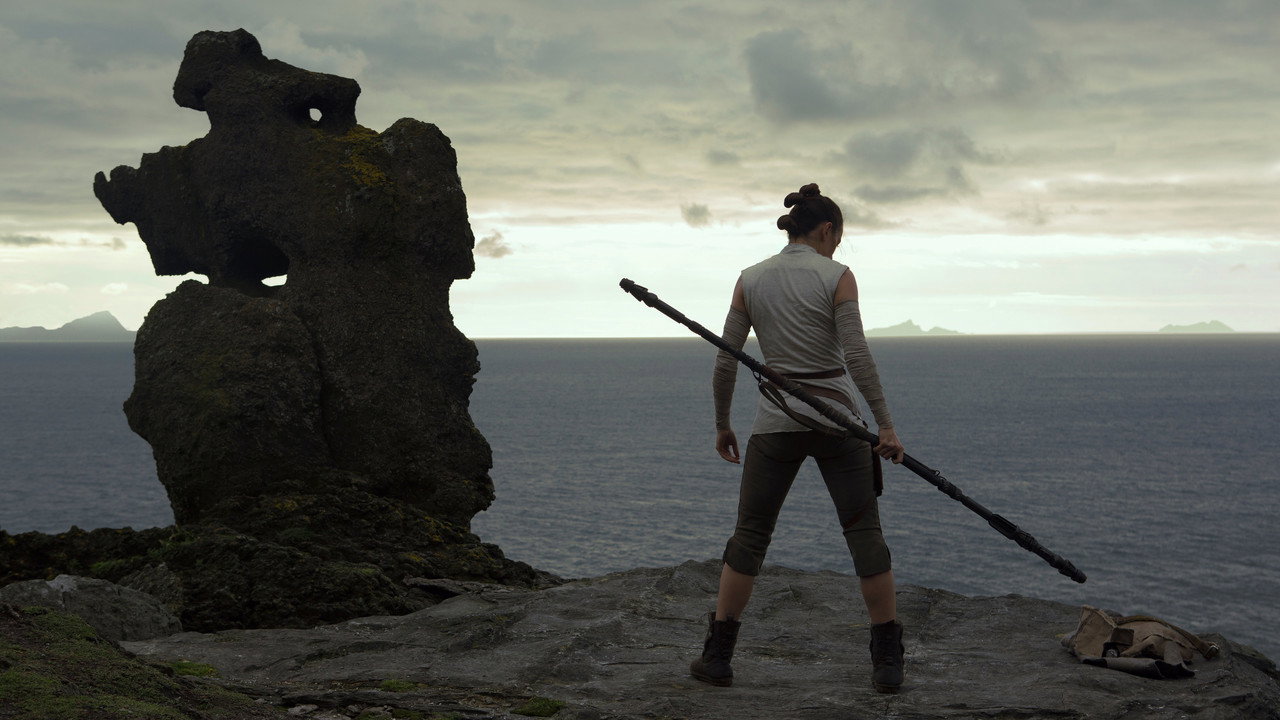 Star Wars: Episode VIII – The Last Jedi still 1