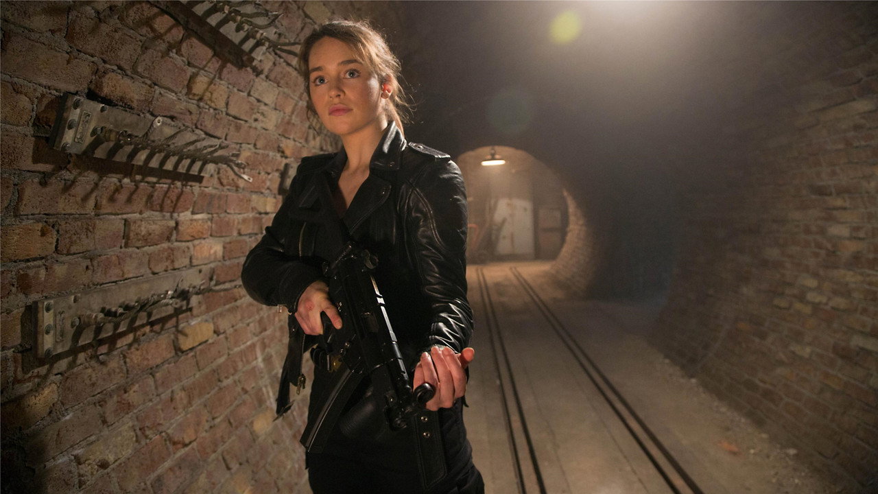 Terminator Genisys still 2