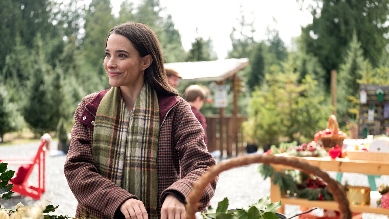 Who's Coming for Christmas? upcoming movie still 4