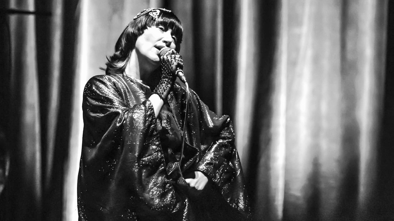 Yeah Yeah Yeahs: Hidden in Pieces still 1