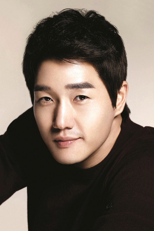 Yoo Ji-tae portrait 2