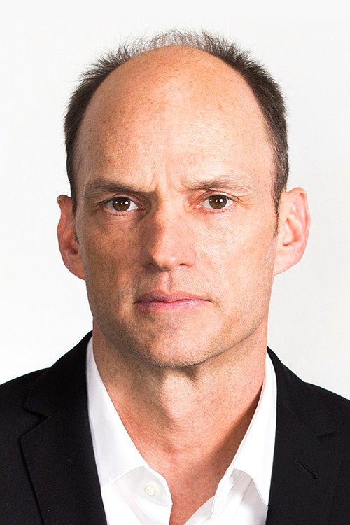 Brian Stepanek portrait 2