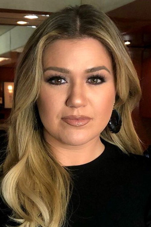 Kelly Clarkson portrait 1
