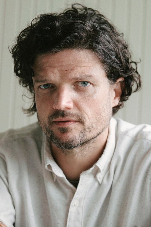 Matt Jones portrait 1