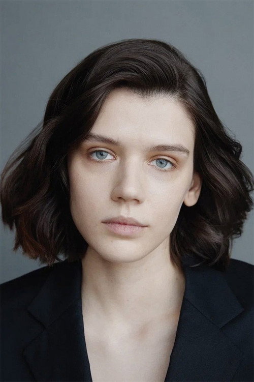 Anastasiya Krasovskaya portrait 4