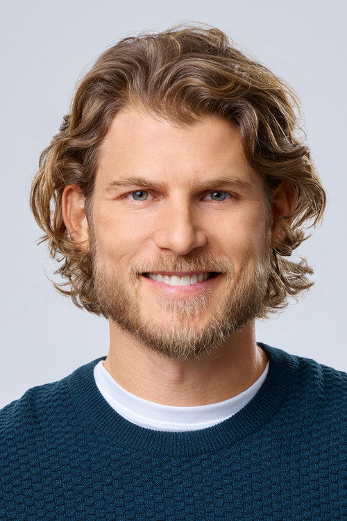 Travis Van Winkle portrait 1