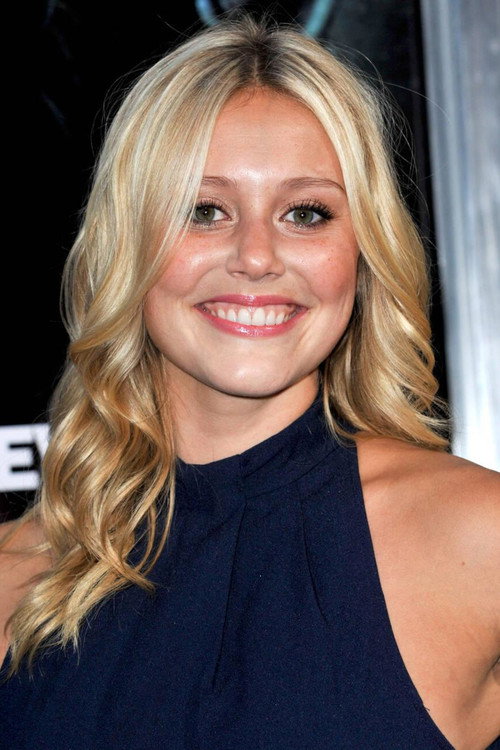 Julianna Guill portrait 1