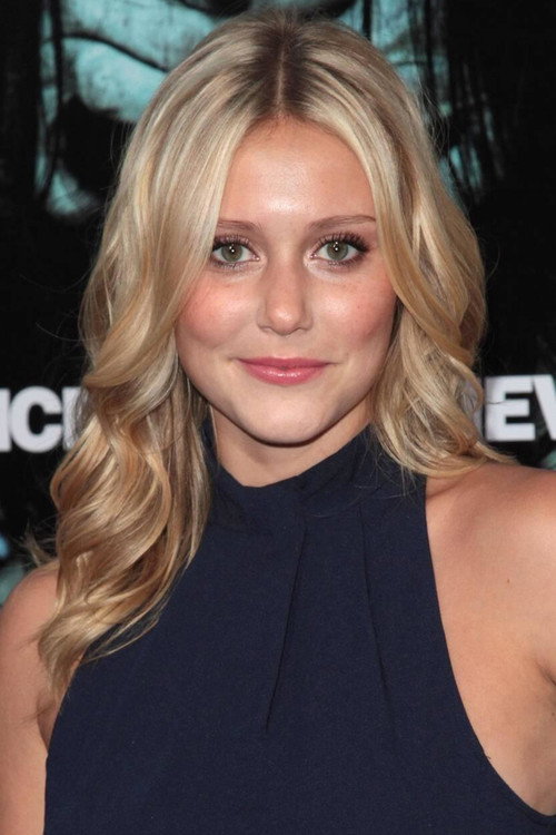 Julianna Guill portrait 2