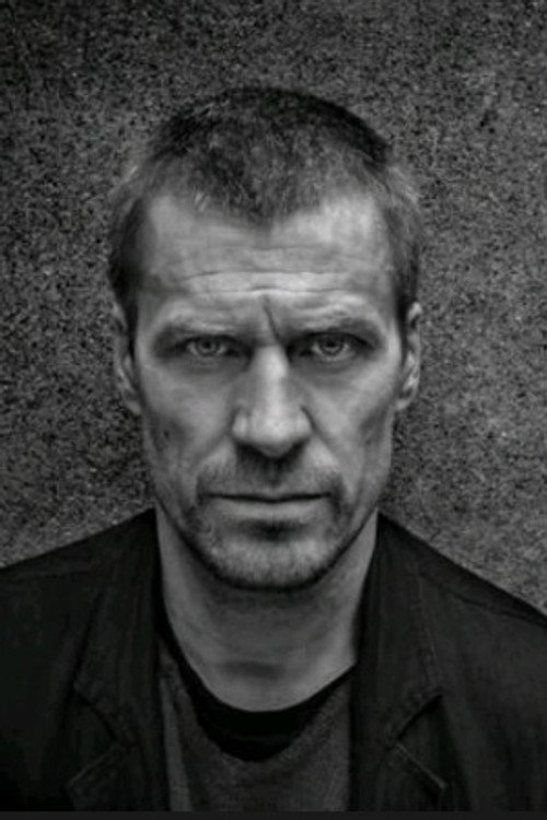 Jens Hultén portrait 2