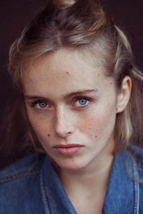 Alienor Bouvier portrait
