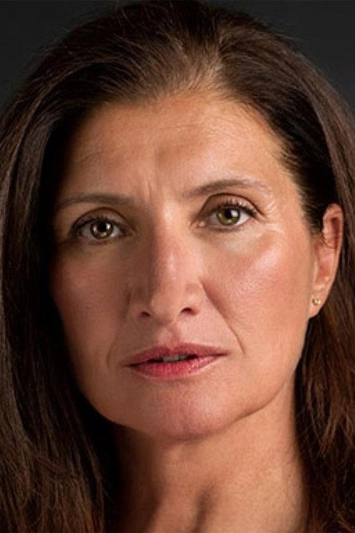 Aslı İçözü portrait