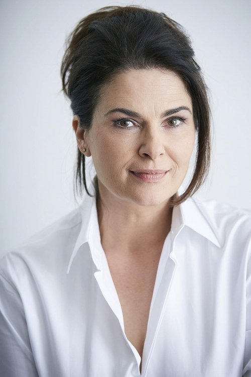 Barbara Auer portrait