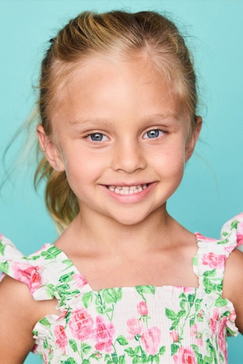 Brynne Kurland portrait