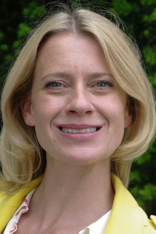 Caroline Peters portrait