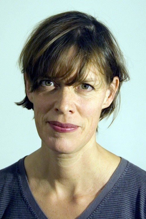 Clio Barnard portrait