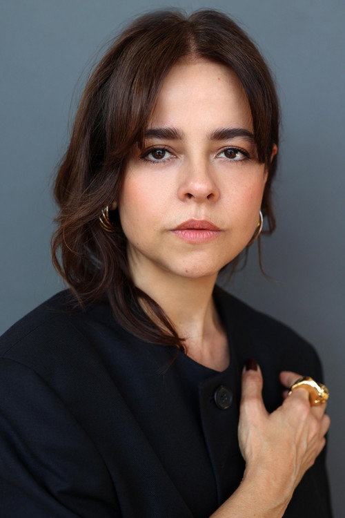 Emma Ramos portrait