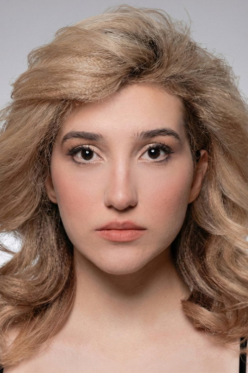 Hana Mana portrait