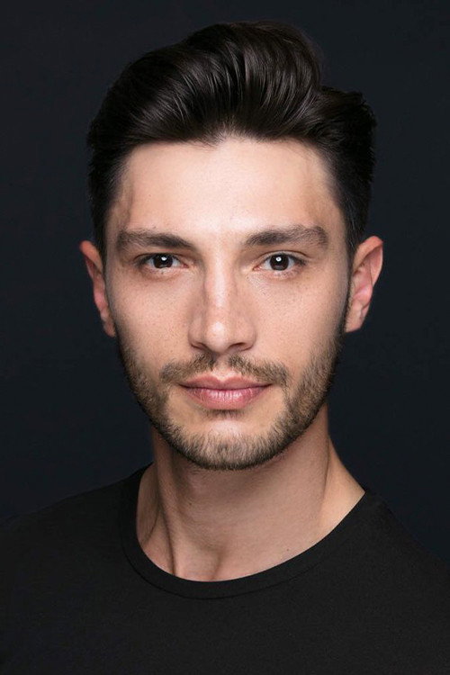 İlhan Şen portrait
