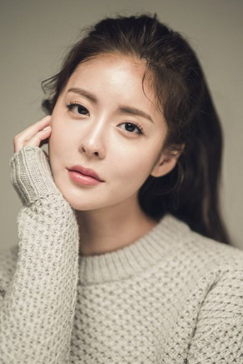 Jin Ye-sol portrait