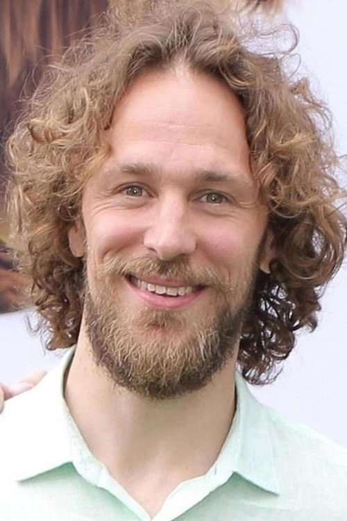 Jonathan del Val portrait