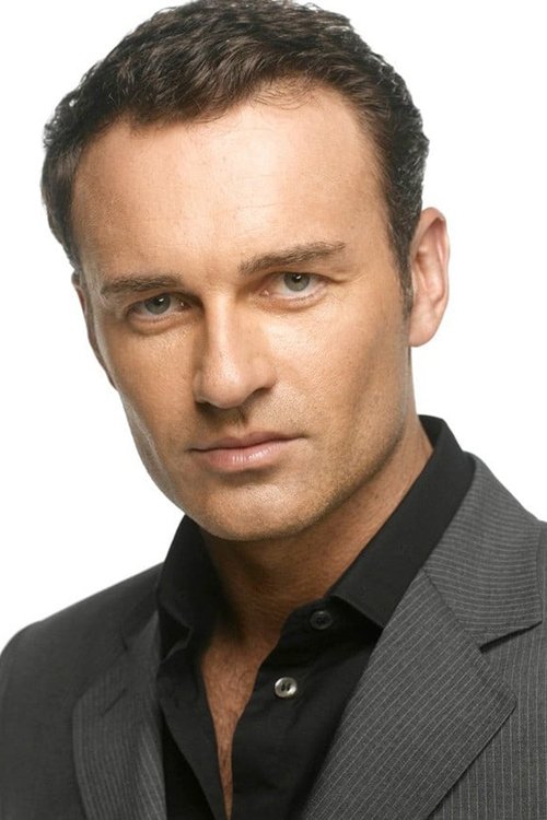 Julian McMahon portrait