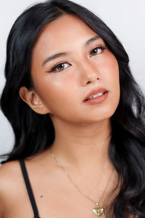 Krissha Viaje portrait