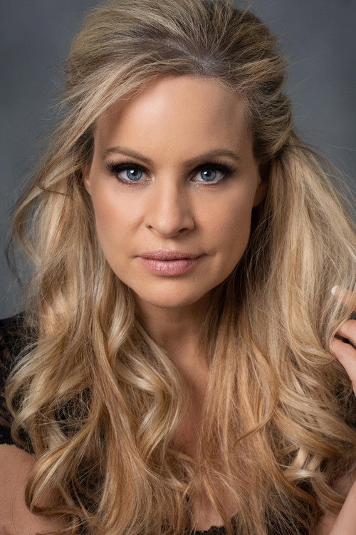 Laura Mason portrait
