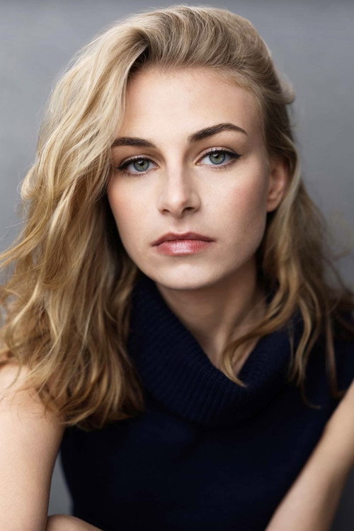 Lexy Dewland portrait
