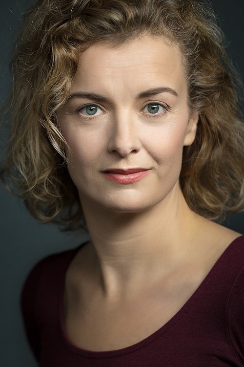 Lucy Russell portrait