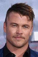 Luke Hemsworth portrait