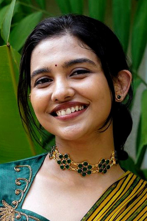 Mamitha Baiju portrait