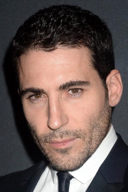 Miguel Ángel Silvestre portrait