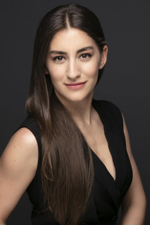 Naz Göktan portrait