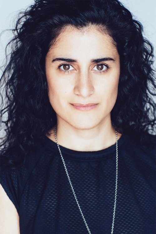 Özlem Sağlanmak portrait
