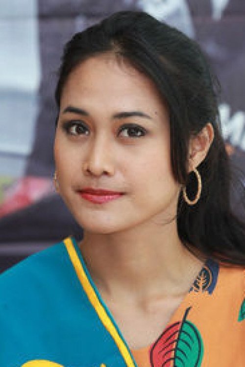 Putri Ayudya portrait