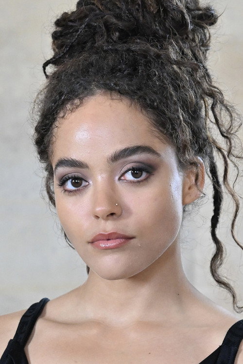Quintessa Swindell portrait