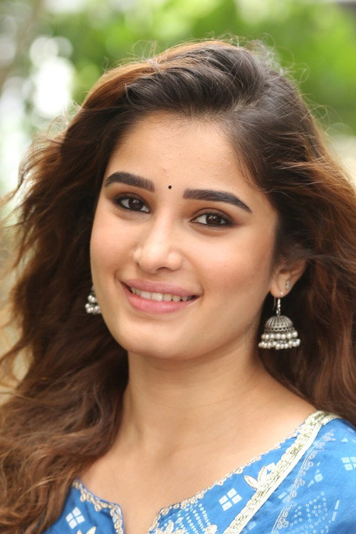 Rasha Thadani portrait
