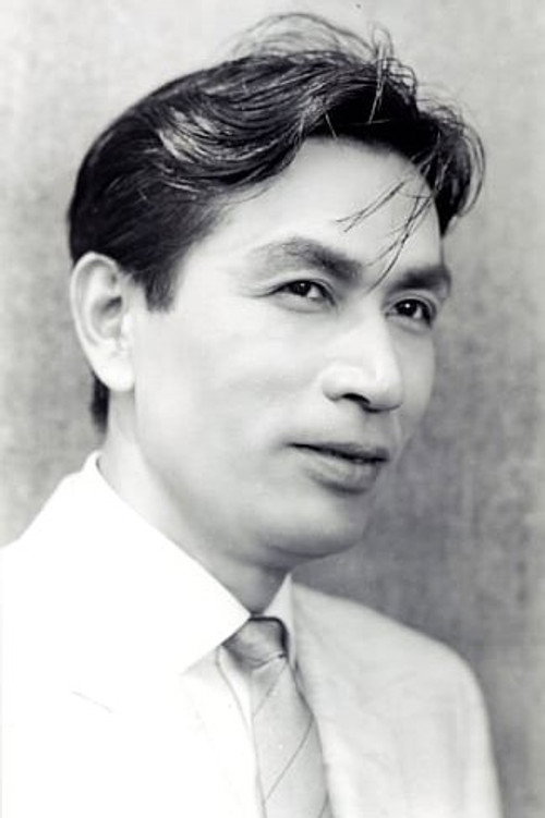 Tetsuro Tamba portrait