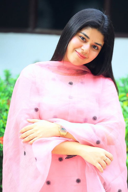 Thaafia portrait