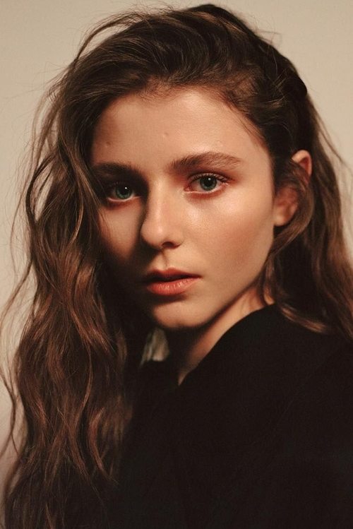 Thomasin McKenzie portrait
