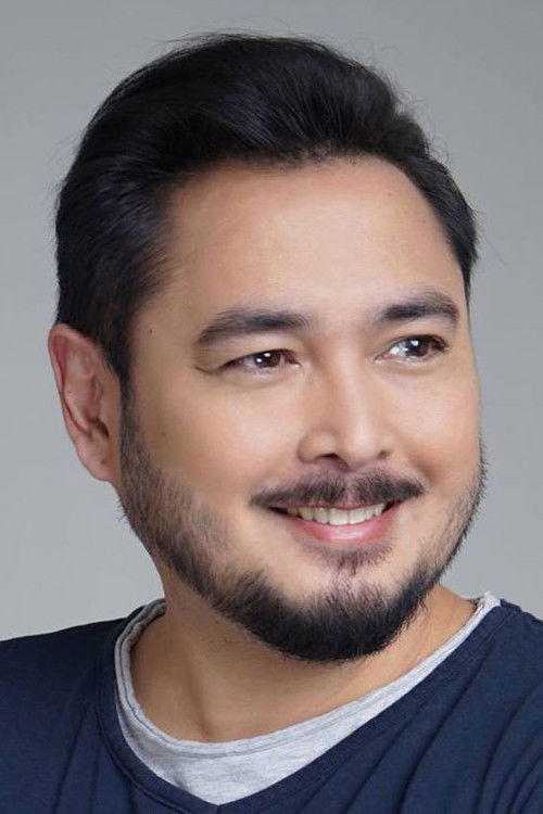 Cris Villanueva portrait
