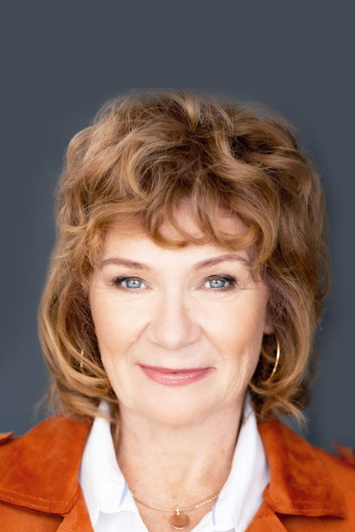 Beverley Elliott portrait