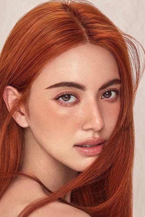 Davika Hoorne portrait