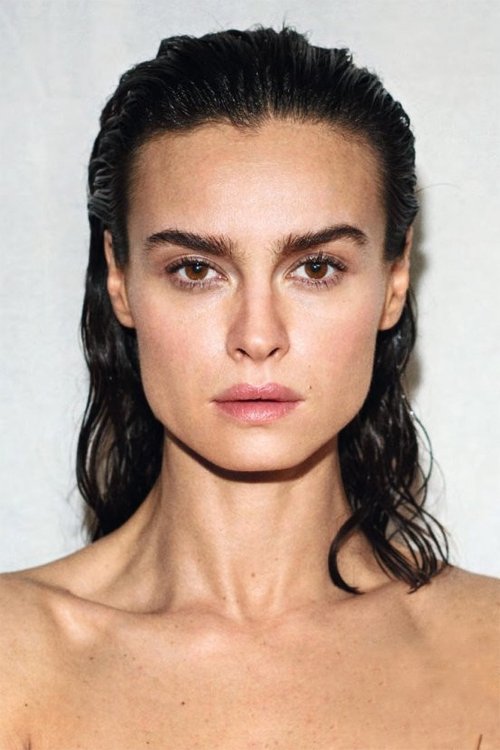 Kasia Smutniak portrait