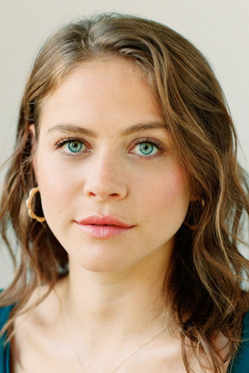 Olivia Luccardi portrait